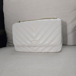 DKNY White and Gold Crossbody Bag with Quilted Design